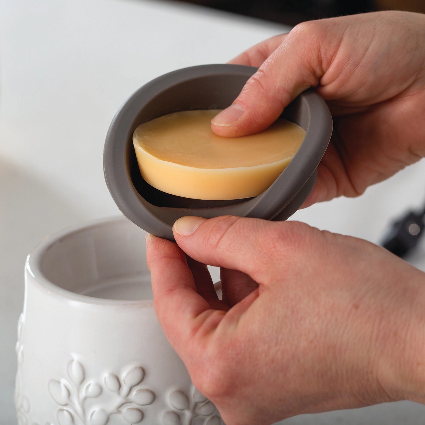 Flip Dish Wax Warmer- Gray Hobnail Design